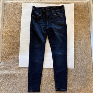 American Eagle Next Level Jegging